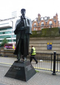 sherlock statue